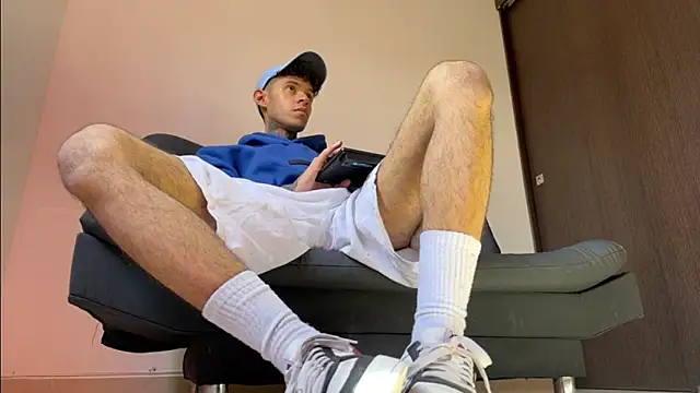 Saturno v online show from 5, 3, 2025