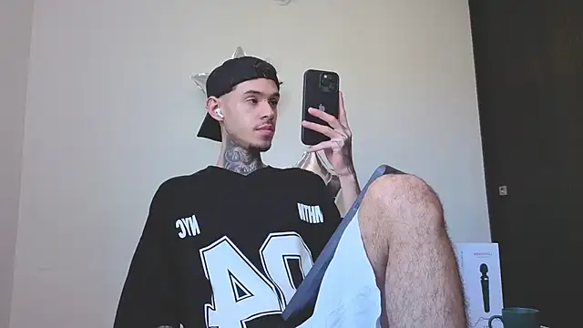 Saturno v online show from 20, 9, 2025