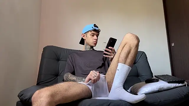 Saturno v online show from 24, 9, 2025