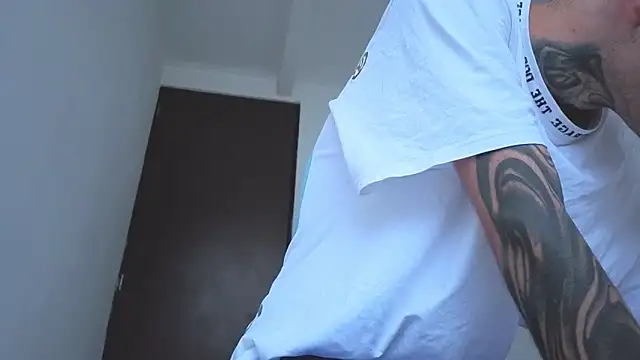 Saturno v online show from 29, 9, 2025