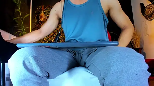 Snapshot of alessandro_wye chatting on 10, 2, 2026 alessandro wye online show from 10, 2, 2026