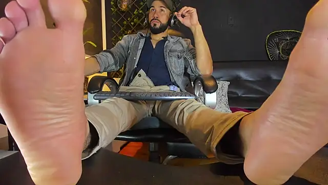 Snapshot of alessandro_wye chatting on 14, 2, 2026 alessandro wye online show from 14, 2, 2026