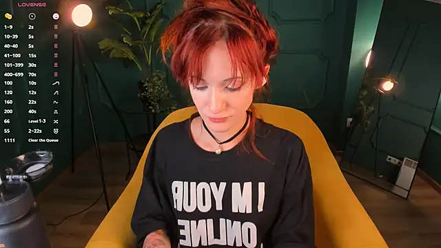 Snapshot of Dearly_kitty chatting on 6, 3, 2025 Dearly kitty online show from 6, 3, 2025