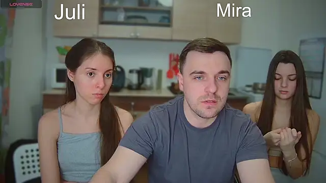 fcjuicy pussy online show from 23, 2, 2025