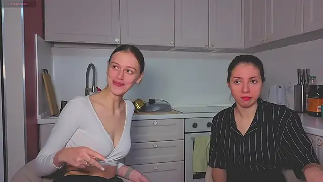 fcjuicy pussy online show from 17, 11, 2025