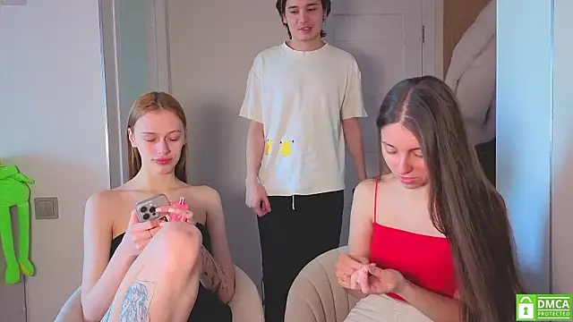 fcjuicy pussy online show from 25, 2, 2026