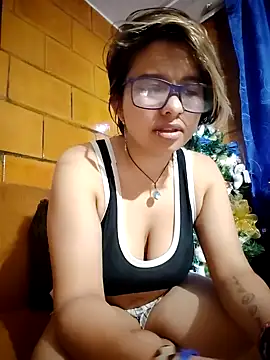 Snapshot of NovaGlitz chatting on 14, 12, 2024 NovaGlitz online show from 14, 12, 2024