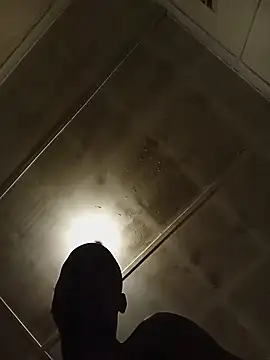 izinjamfee2 online show from 1, 2, 2026