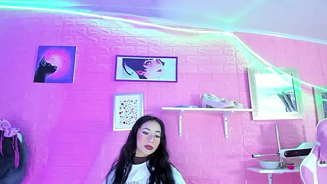 hanna  azumi online show from 1, 2, 2026