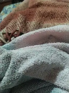 Jhjhipo online show from 21, 11, 2025