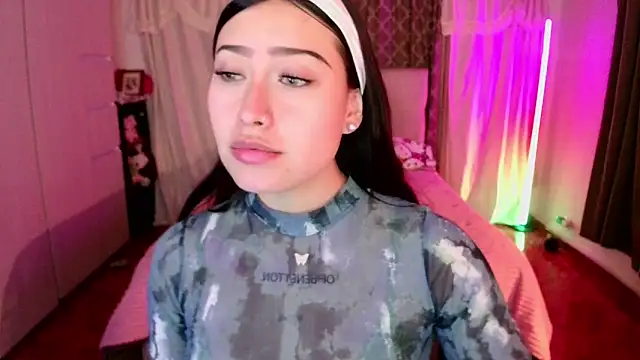 Emilyswan04 online show from 17, 1, 2026