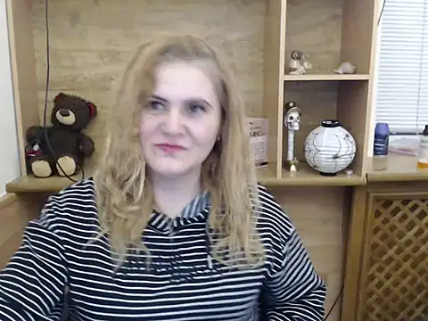 DaniellaKiss online show from 13, 4, 2026