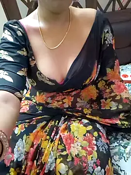 Snapshot of Roja-Telugu777 chatting on 8, 9, 2025 Roja-Telugu777 online show from 8, 9, 2025