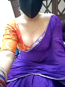 Snapshot of Roja-Telugu777 chatting on 20, 9, 2025 Roja-Telugu777 online show from 20, 9, 2025