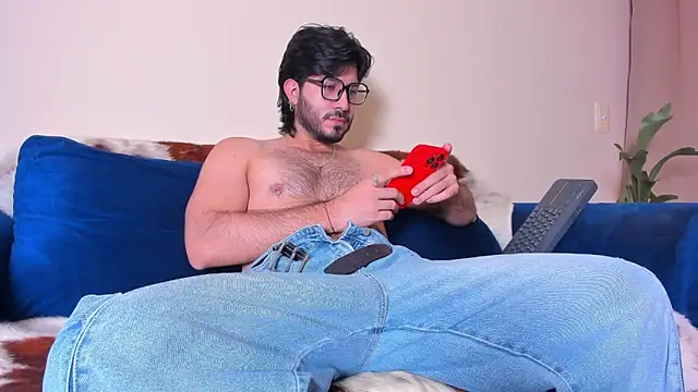 Snapshot of Ackerman_Eren_ chatting on 24, 1, 2025 Ackerman Eren  online show from 24, 1, 2025