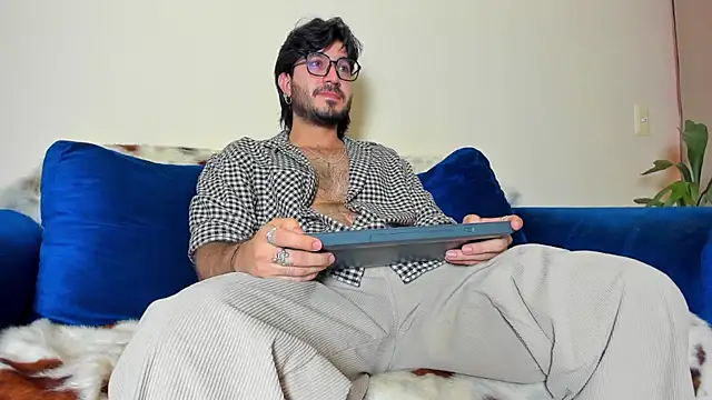 Snapshot of Ackerman_Eren_ chatting on 30, 1, 2025 Ackerman Eren  online show from 30, 1, 2025