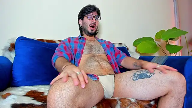 Snapshot of Ackerman_Eren_ chatting on 15, 2, 2025 Ackerman Eren  online show from 15, 2, 2025