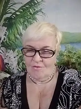 VioletSweet566 online show from 2, 12, 2024