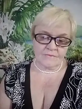 VioletSweet566 online show from 28, 1, 2025