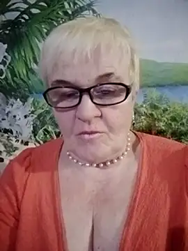 VioletSweet566 online show from 6, 2, 2025