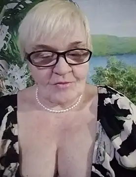 VioletSweet566 online show from 22, 2, 2025