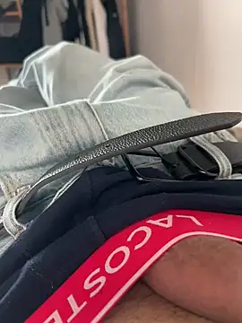 Snapshot of pignoufe chatting on 20, 2, 2026 pignoufe online show from 20, 2, 2026