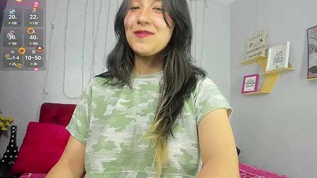 Snapshot of juliieta_love chatting on 23, 1, 2025 juliieta love online show from 23, 1, 2025