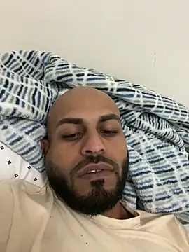 islandvybee55 online show from 15, 2, 2025