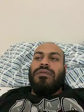 islandvybee55 online show from 16, 3, 2025