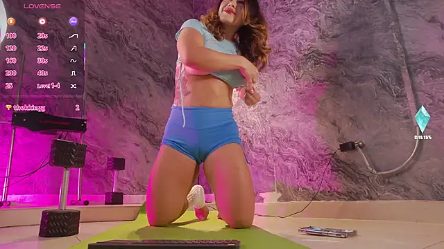 Snapshot of GabrielaGreco chatting on 1, 2, 2025 GabrielaGreco online show from 1, 2, 2025