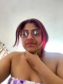 Snapshot of Aprilsmith2 chatting on 5, 12, 2024 Aprilsmith2 online show from 5, 12, 2024