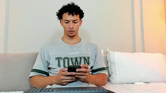 Snapshot of Dominick_star chatting on 20, 12, 2024 Dominick star online show from 20, 12, 2024