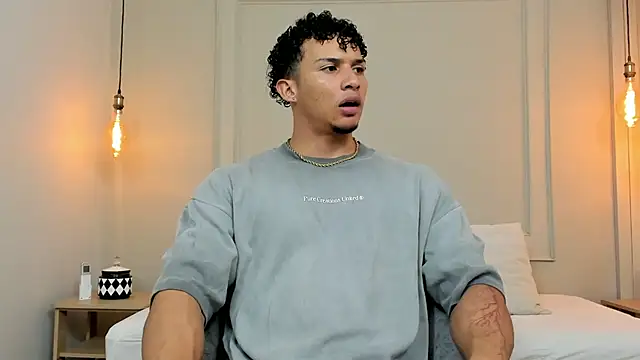 Snapshot of Dominick_star chatting on 2, 2, 2025 Dominick star online show from 2, 2, 2025