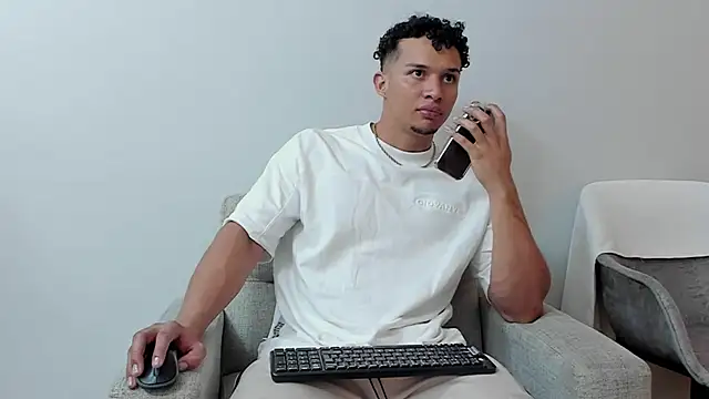 Snapshot of Dominick_star chatting on 26, 2, 2025 Dominick star online show from 26, 2, 2025