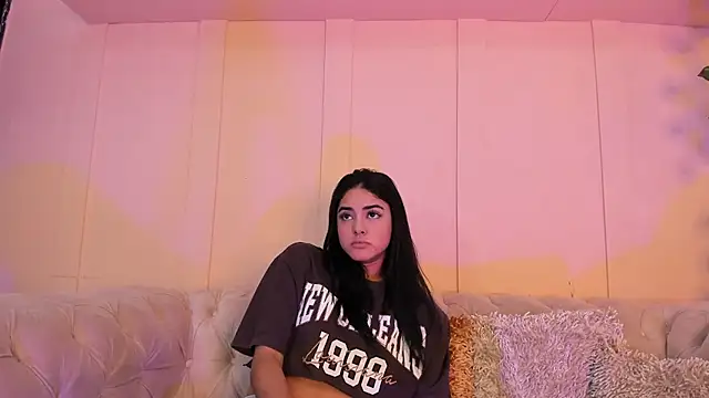 natalia aguirre1 online show from 17, 1, 2025