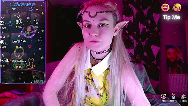 Snapshot of mischellemeow13 chatting on 16, 10, 2025 mischellemeow13 online show from 16, 10, 2025