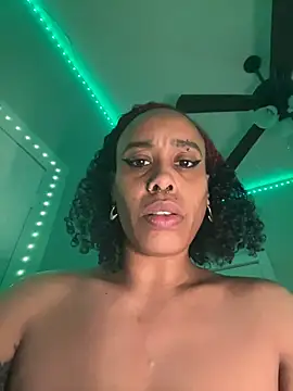 loveluna8 online show from 16, 1, 2026