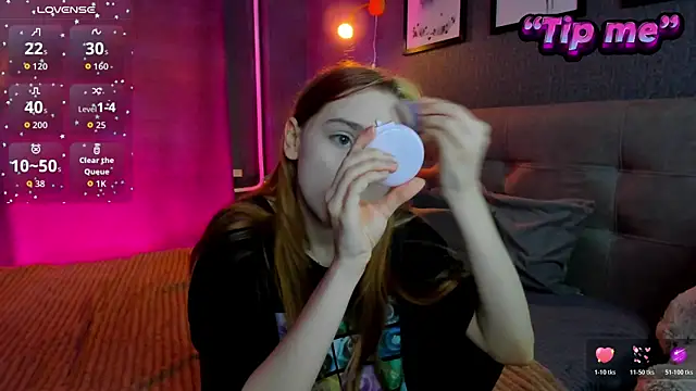 Lesi Moonie01 online show from 24, 10, 2025