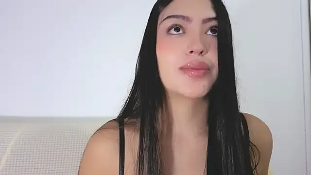 Sweet-Sophiee online show from 16, 3, 2026