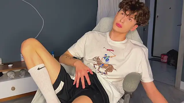 Snapshot of alyx_garden chatting on 26, 12, 2024 alyx garden online show from 26, 12, 2024