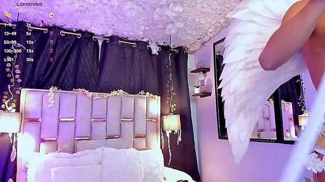 Snapshot of Nathan_Smith_ chatting on 31, 10, 2025 Nathan Smith online show from 31, 10, 2025