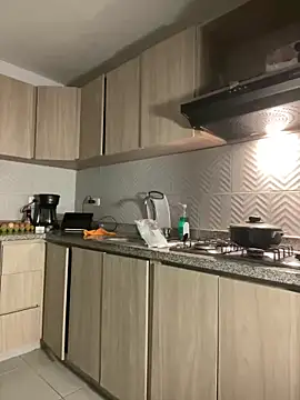 Snapshot of HollyHudsonn chatting on 17, 3, 2025 HollyHudsonn online show from 17, 3, 2025