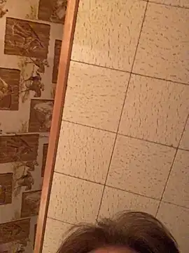 Snapshot of Tonybaloney1972 chatting on 17, 12, 2024 Tonybaloney1972 online show from 17, 12, 2024