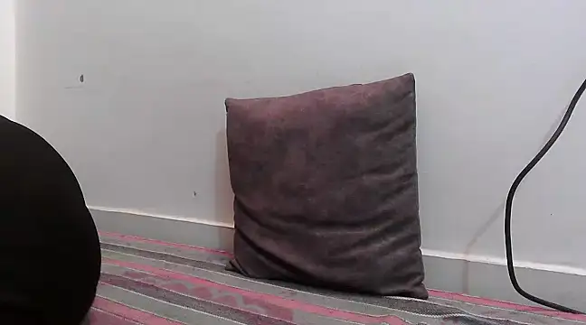 Snapshot of ANANYA-TIWARI chatting on 8, 3, 2025 ANANYA-TIWARI online show from 8, 3, 2025