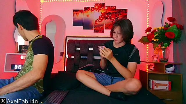 Snapshot of Alex_and_Fabian chatting on 31, 1, 2025 Alex and Fabian online show from 31, 1, 2025