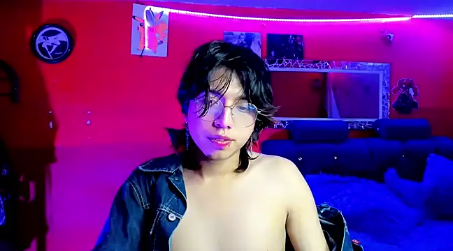 Snapshot of AnggelONfiree chatting on 2, 2, 2025 AnggelONfiree online show from 2, 2, 2025