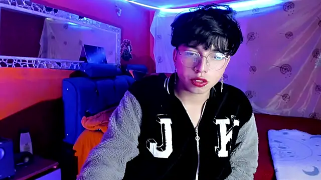 Snapshot of AnggelONfiree chatting on 9, 9, 2025 AnggelONfiree online show from 9, 9, 2025