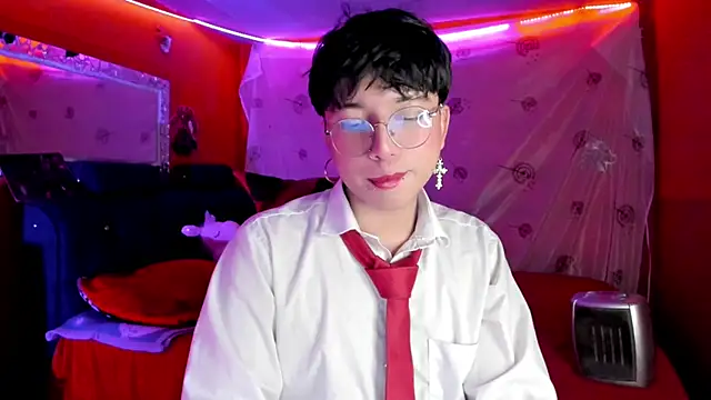 Snapshot of AnggelONfiree chatting on 19, 9, 2025 AnggelONfiree online show from 19, 9, 2025