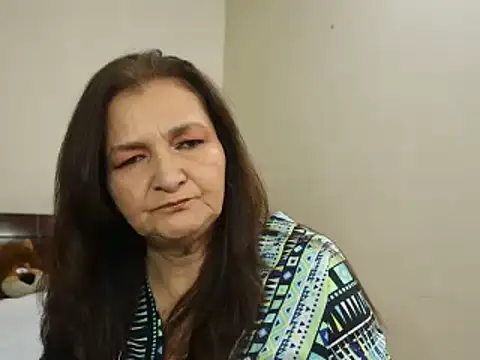 Snapshot of Bellaisa chatting on 12, 1, 2025 Bellaisa online show from 12, 1, 2025