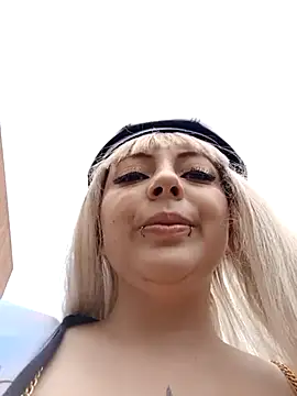 madelaine- online show from 14, 3, 2025